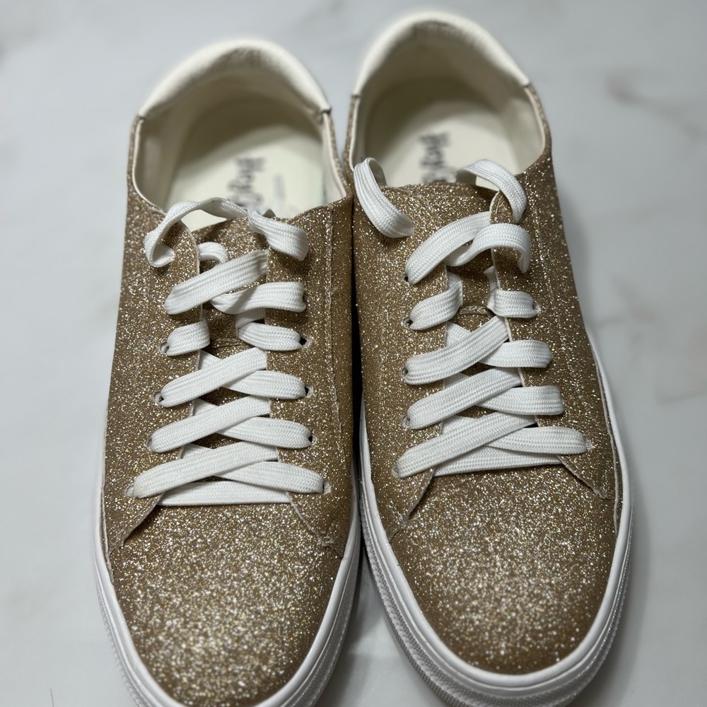 Hey girl sneakers